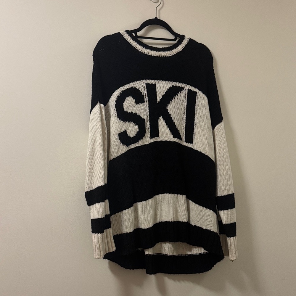 Show Me Your MuMu Black and White SKI Sweater